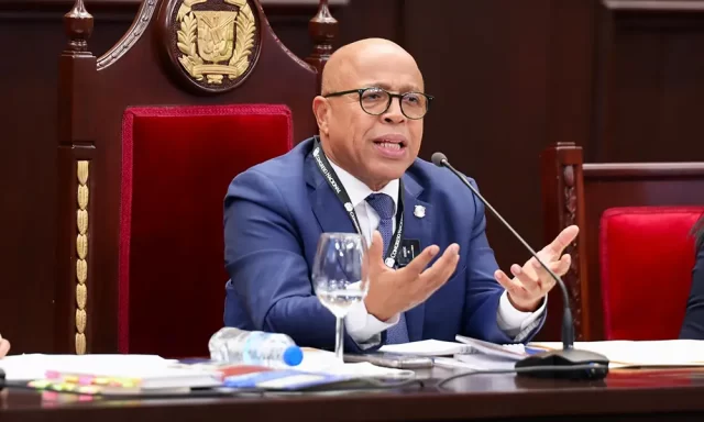 Alfredo Pacheco: Escucharemos todos los sectores, pero en orden